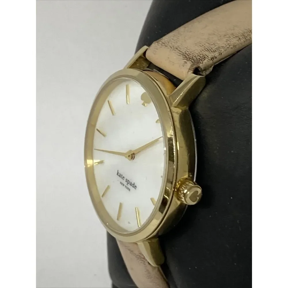 Kate Spade 0005 Women's Sand Leather Analog White Dial Quartz Wrist Watch BP713